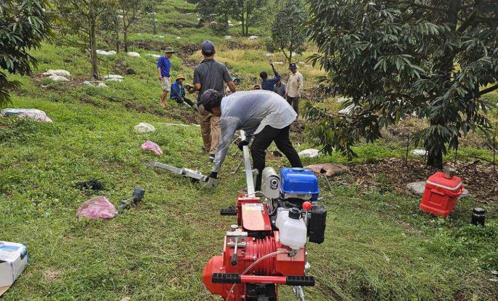 Đơn hàng 350m ray đầu tiên tại Vườn sầu riêng Cẩm Mỹ, Đồng Nai