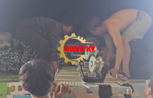 ĐƠN HÀNG 801 MÉT RAY & 2 MÁY KÉO TÀU 1 RAY